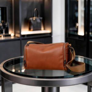 Grain Leather Cylinder Crossbody Bag Adjustable Strap Unisex Light Commute Shoulder Bag - Image 7